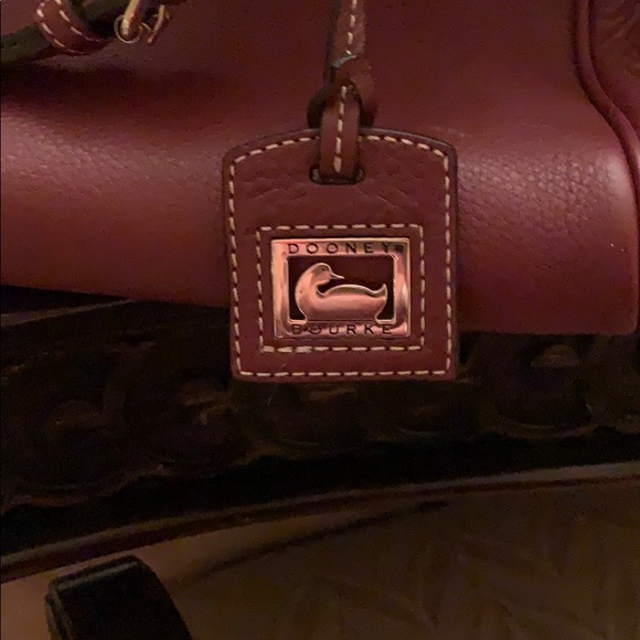 Beautiful burnt red Dooney Bourke handbag! - Picture 10 of 10